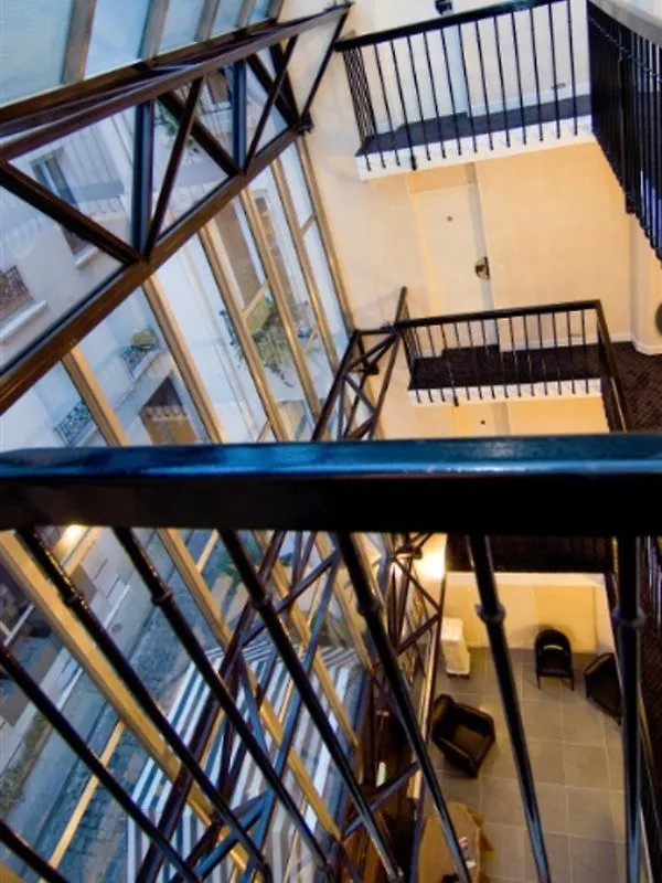 ***  Hotel Archetype Etoile Paris Fransa