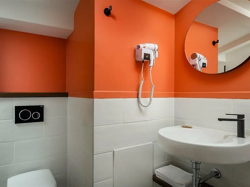 Hotel Archetype Etoile Paris 3*,  France